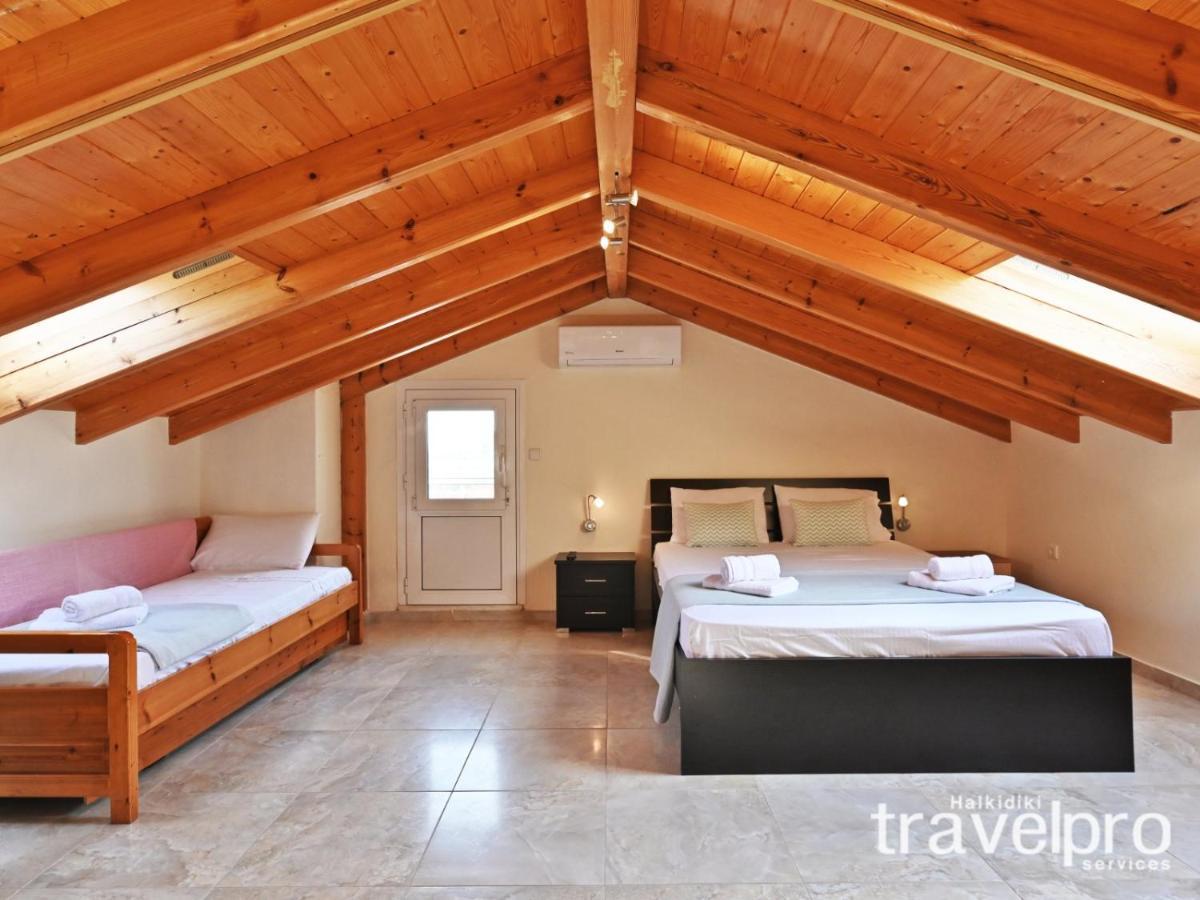 Villa Iris By Rentalspro Services - Agios Mamas Beach Extérieur photo