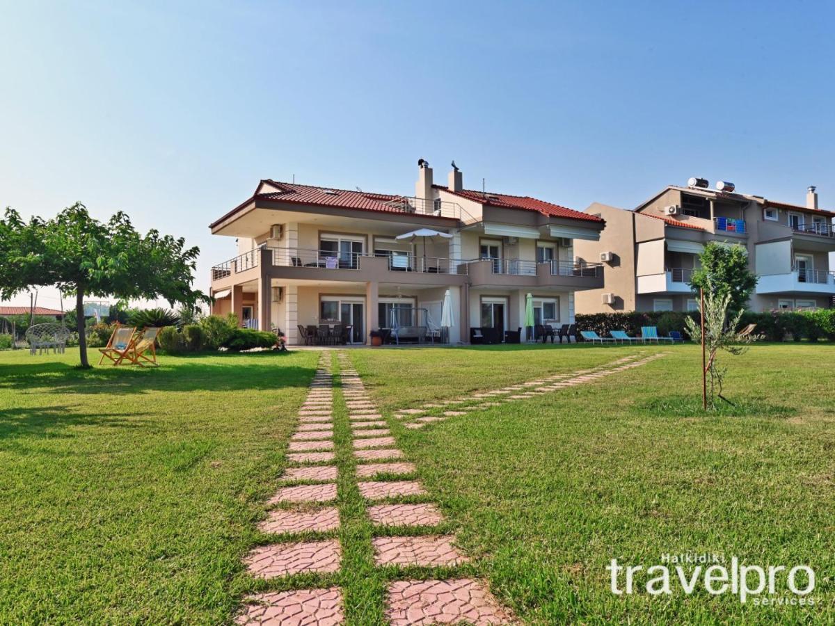 Villa Iris By Rentalspro Services - Agios Mamas Beach Extérieur photo