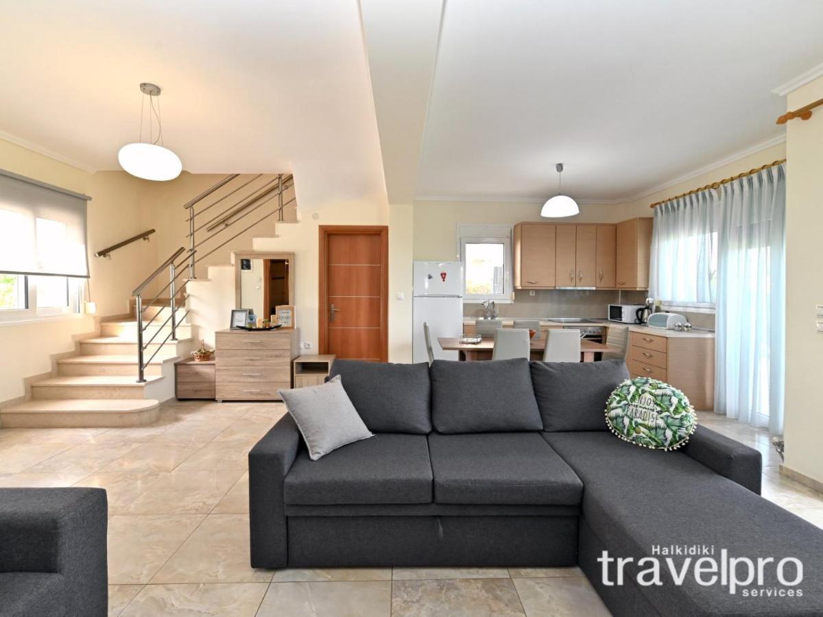 Villa Iris By Rentalspro Services - Agios Mamas Beach Extérieur photo