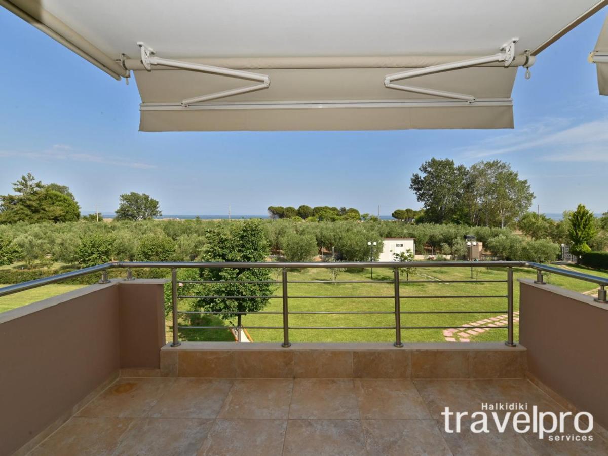 Villa Iris By Rentalspro Services - Agios Mamas Beach Extérieur photo