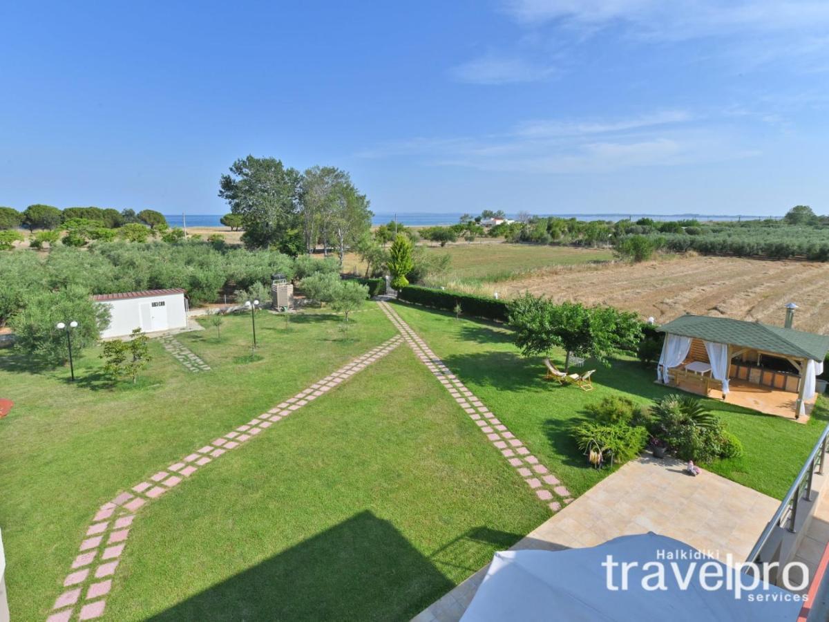 Villa Iris By Rentalspro Services - Agios Mamas Beach Extérieur photo