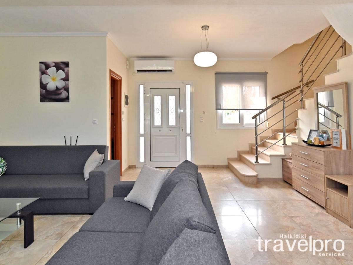 Villa Iris By Rentalspro Services - Agios Mamas Beach Extérieur photo