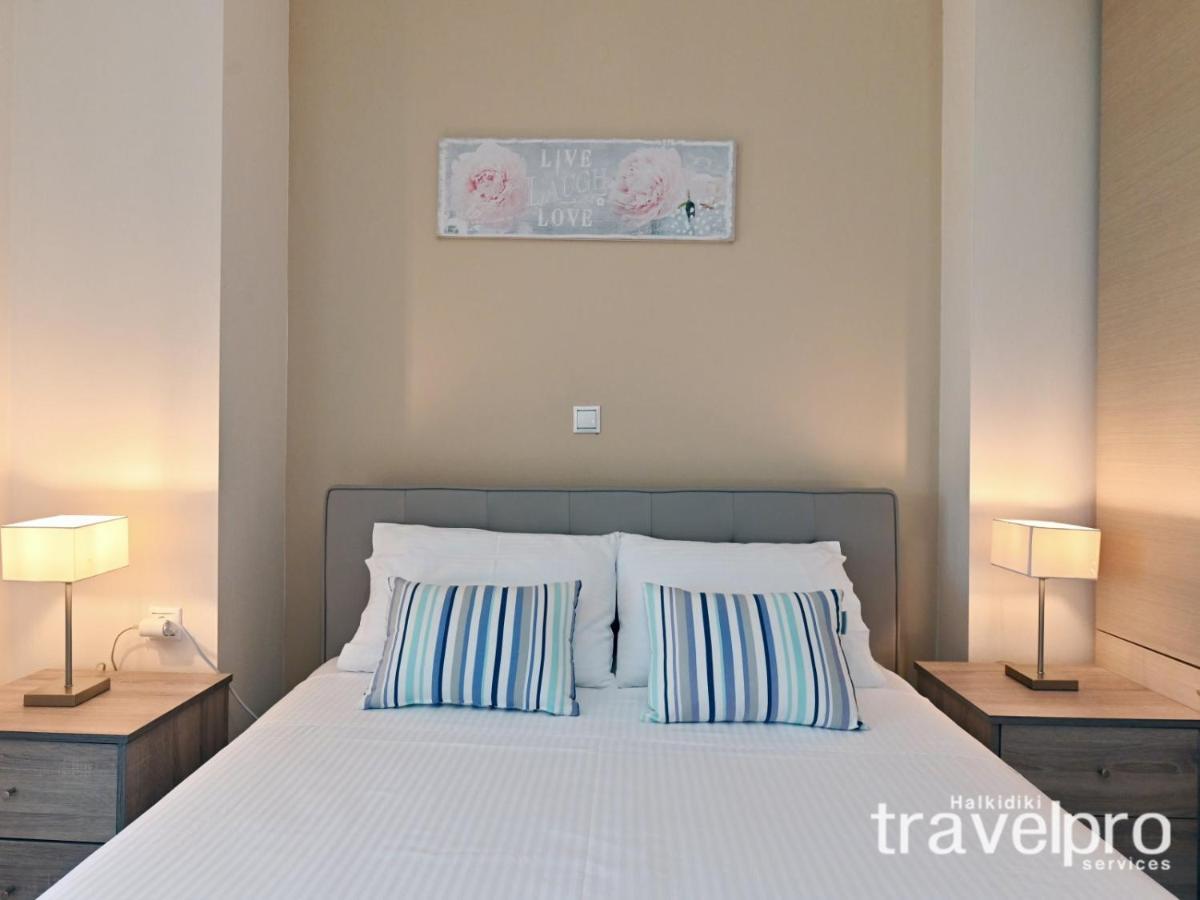 Villa Iris By Rentalspro Services - Agios Mamas Beach Extérieur photo