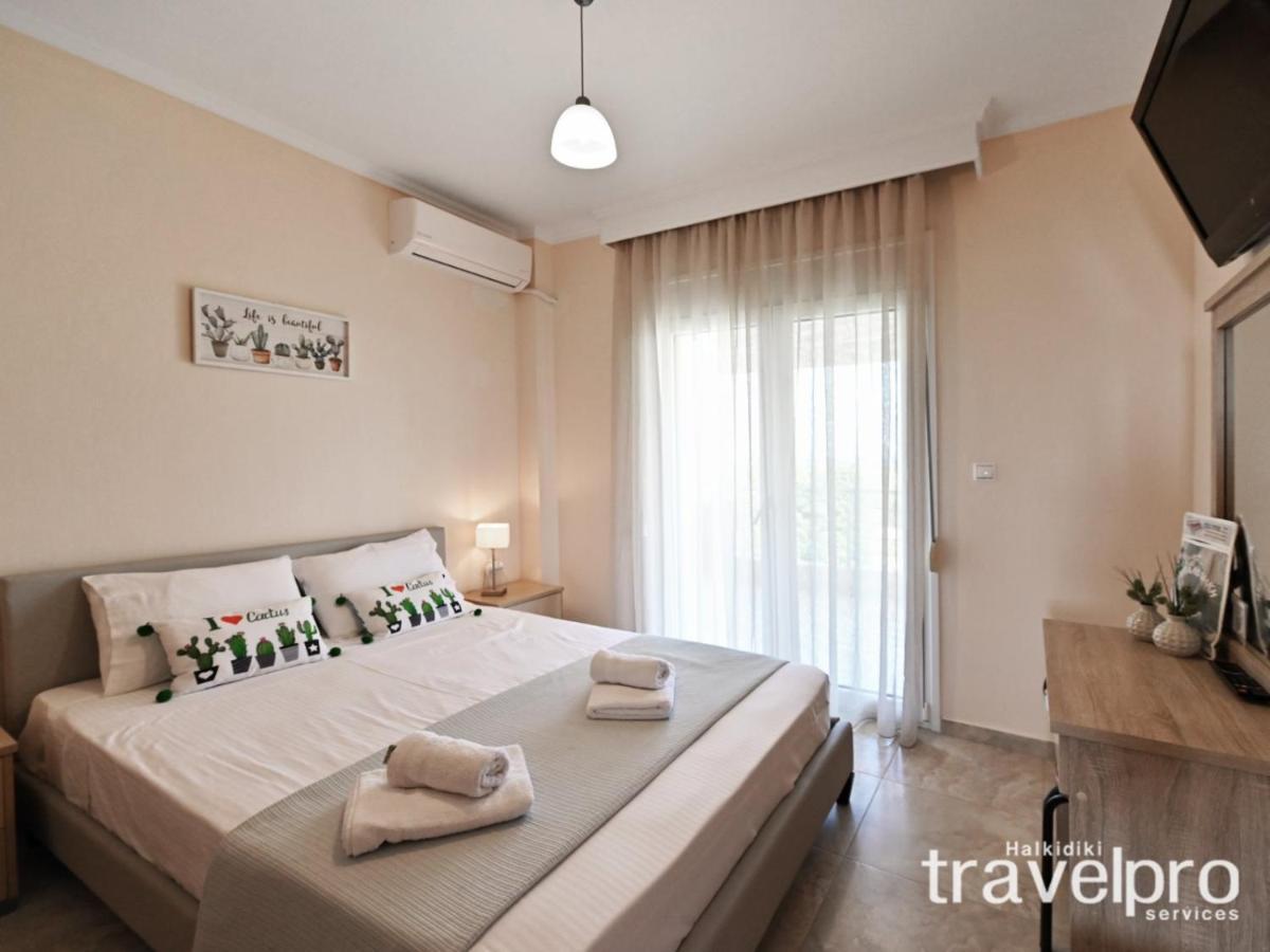 Villa Iris By Rentalspro Services - Agios Mamas Beach Extérieur photo