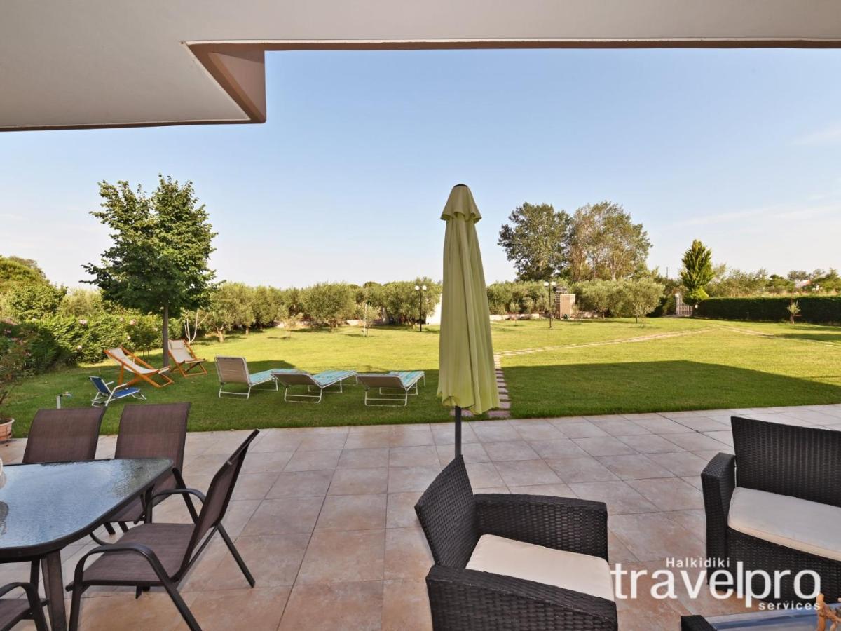 Villa Iris By Rentalspro Services - Agios Mamas Beach Extérieur photo
