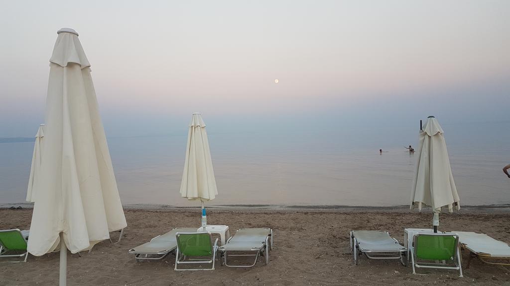 Villa Iris By Rentalspro Services - Agios Mamas Beach Extérieur photo