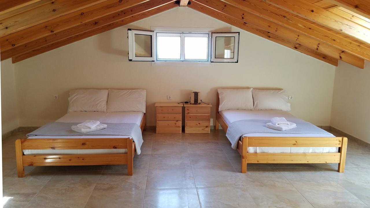 Villa Iris By Rentalspro Services - Agios Mamas Beach Extérieur photo